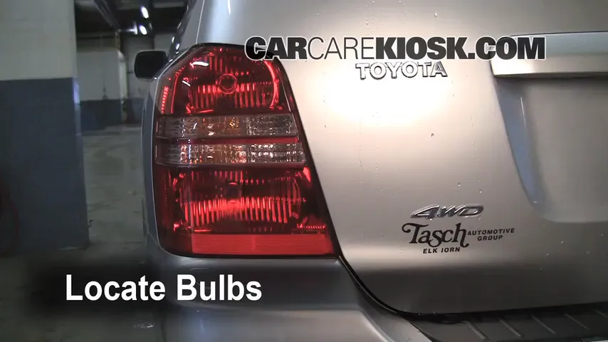 2002 Toyota Highlander Limited 3.0L V6 Lights Tail Light (replace bulb)